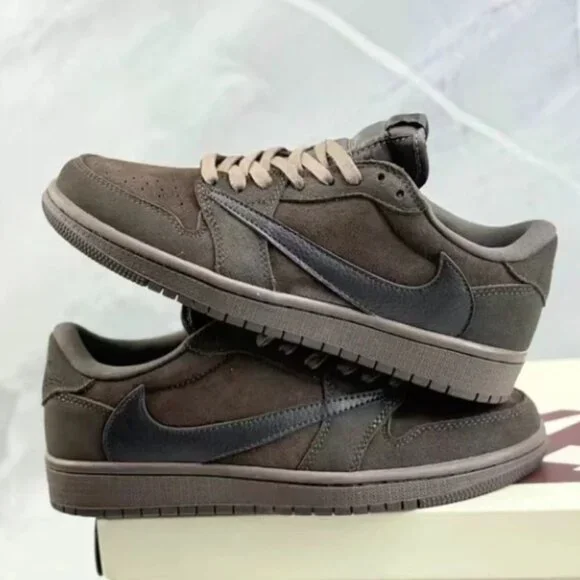 Travis Scott x Air Jordan 1 Low 'Velvet Brown'